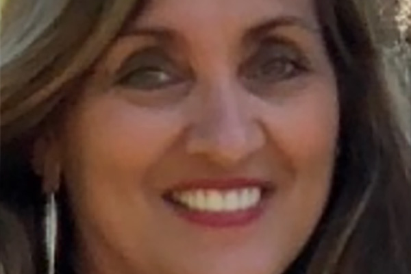 joanne600.jpg