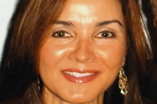 carolyn600.jpg